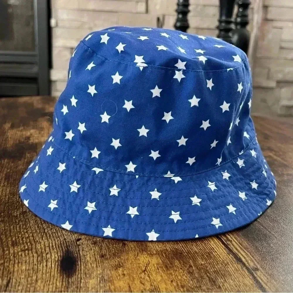 Lily & Dan | Child/unisex bucket hat.